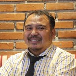 Dimitri Mahayana
