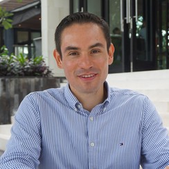 Miguel Esquivias