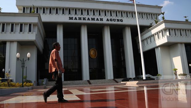 MA menolak kasasi Edward Soeyadjaya terkait dengan kasus lahan yang jadi sengketa dengan Sandiaga Uno.