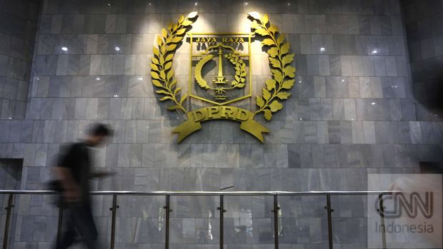 Timbang-Timbang Kenaikan Tunjangan DPRD DKI