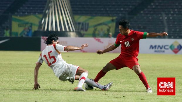 Samsul Arif jadi pilihan utama pada laga persahabatan Timnas Indonesia vs Kirgistan di tahun 2013.