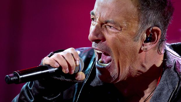 Bruce Springsteen masih bertaji mengumpulkan pundi-pundi uang.