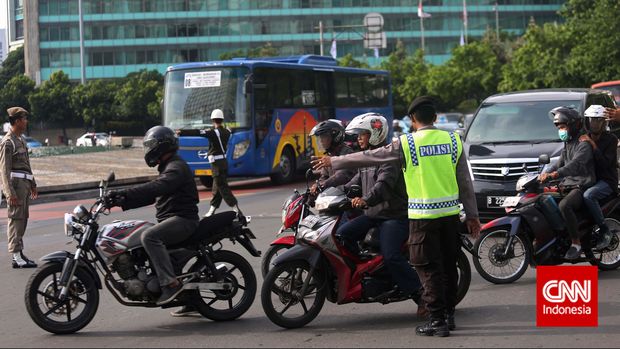 Rambu Larangan Motor di Jalan Thamrin Dicabut Besok