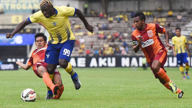 Herman Dzumafo resmi melakukan naturalisasi pada Juli 2017.