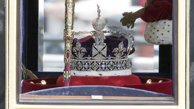 Mahkota Ratu Elizabeth II