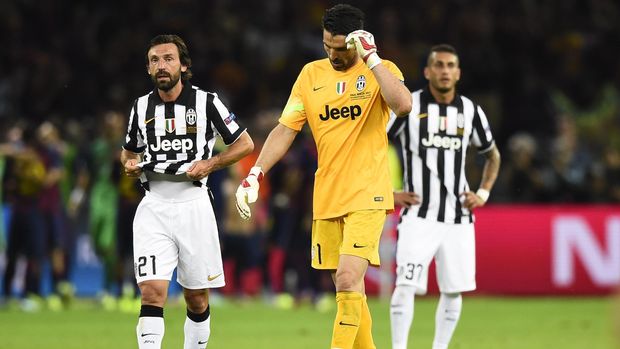 Gianluigi Buffon kalah terakhir di final Liga Champions 2015 dari Barcelona.