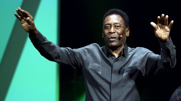 Pele menyebut Lionel Messi lebih stabil dalam 10 tahun terakhir.