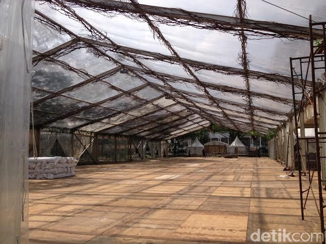 HUT ke-70 RI , Jokowi Hadirkan Tenda Tembus Pandang 