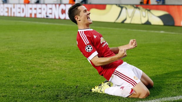 Ander Herrera mulai tersingkir dari daftar pujaan fans seiring dengan penampilan buruknya belakangan ini.