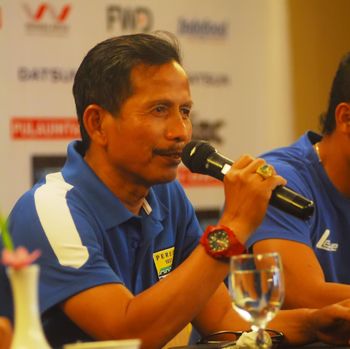 Djanur: Selain Chamakh, Persib Ditawari Mantan Winger Serie A
