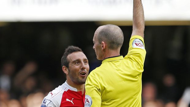 Santi Cazorla jarang bermain dalam dua musim terakhir karena cedera.
