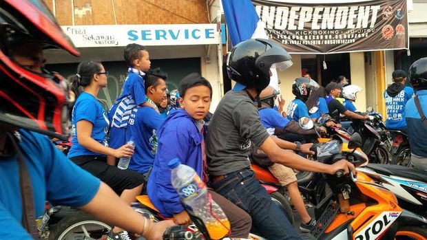 Pak Ridwan Kamil, Bobotoh Banyak Melanggar Nih!
