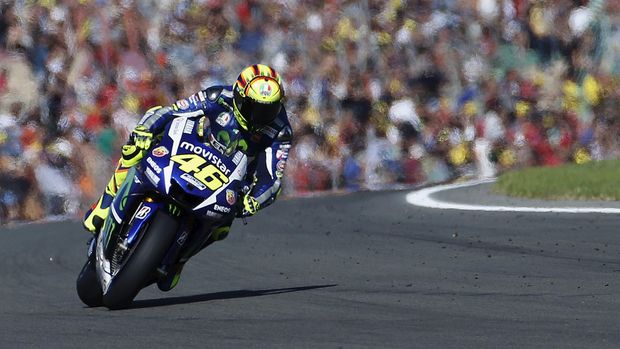 Nomor 46 yang identik dengan Valentino Rossi tersebar di berbagai sudut kota Tavullia.