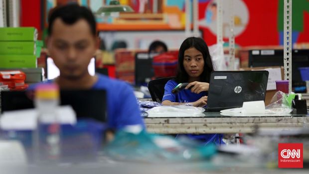 Perubahan Pola Belanja Masyarakat Bukan Alasan Daya Beli Lesu