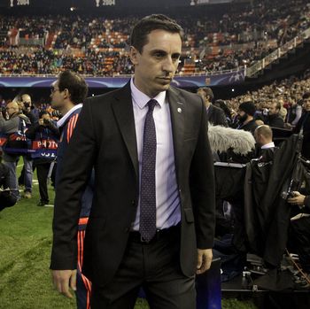 Selain menjadi asisten manajer timnas Inggris, Gary Neville pernah mencoba peruntungan sebagai pelatih Valencia. Namun kiprahnya gagal.