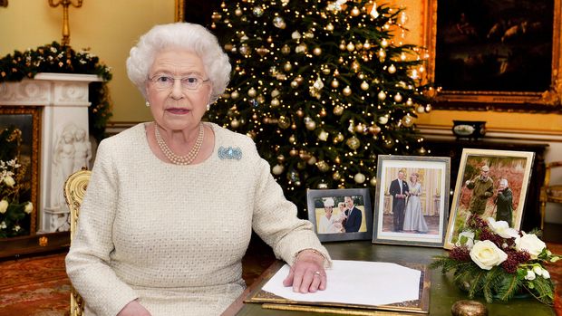 Ratu Elizabeth memiliki diet khusus yaitu tak santap pati saat makan malam