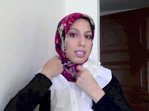 Gaya Jilbab Klasik Tren di 2016, Ini Tutorialnya untuk ke Gaya Jilbab Klasik Tren di 2016, Ini Tutorialnya untuk ke