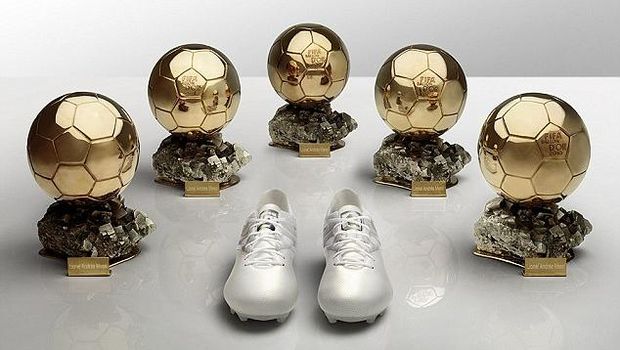 Wow! Adidas Beri Messi Kado Sepatu Platinum Atas Perayaan Ballon d’Or