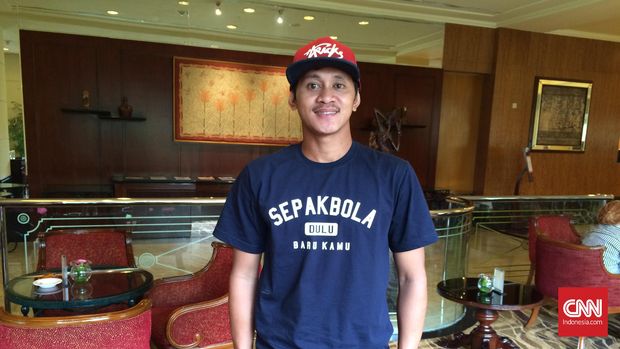 Rizky Pellu menjadi motor PSM Makassar di lini tengah.