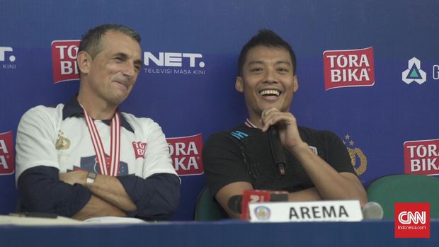 Meski sudah berusia 33 tahun, Hamka Hamzah masih jadi rebutan klub-klub besar.