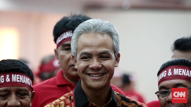 Ganjar Persoalkan Ultraman dalam Data Penolak Pabrik Semen