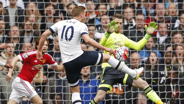 Harry Kane sedang onfire saat Tottenham bertandang ke markas Manchester United.
