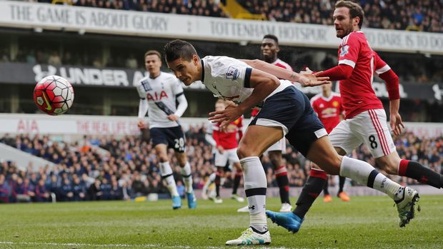 Tottenham Hotspur ketika mengalahkan Manchester United 3-0 di White Hart Lane, 10 April lalu.
