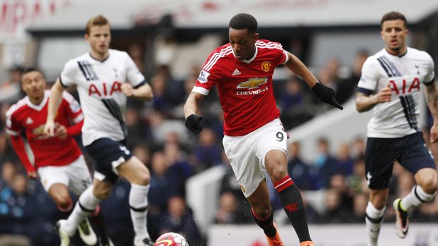 Manchester United dan Tottenham Hotspur sama-sama mengoleksi 20 poin di klasemen Liga Primer Inggris.