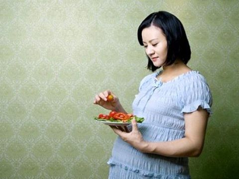 Makanan penting untuk ibu hamil/