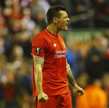 Pusing Lini Belakang Klopp di Akhir Pekan