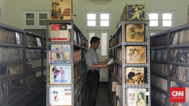 Lokananta masih menyimpan rekaman musik Indonesia dari masa lampau.