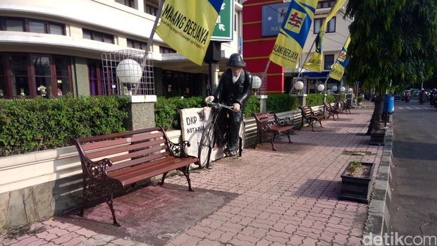 Furniture Street di Malang, Mengembalikan Pedestrian sebagai Kawasan yang Nyaman