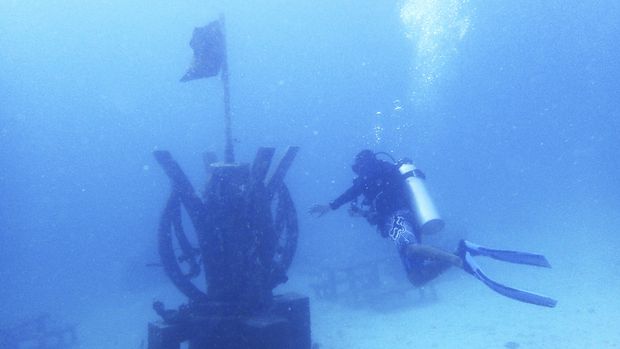 Menakar Potensi Wisata Kapal Tenggelam