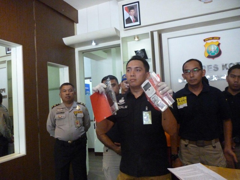 Bobol Paket Ekspedisi, Operator Traktor di Bandara Soetta Ditangkap Polisi