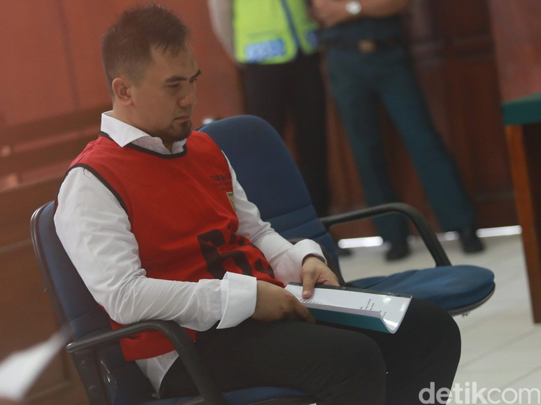 Saipul Jamil Dihukum Tiga Tahun, Isak Tangis Fans Pecah