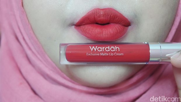 Product Review Lipstik Cair Terbaru dari Wardah yang 