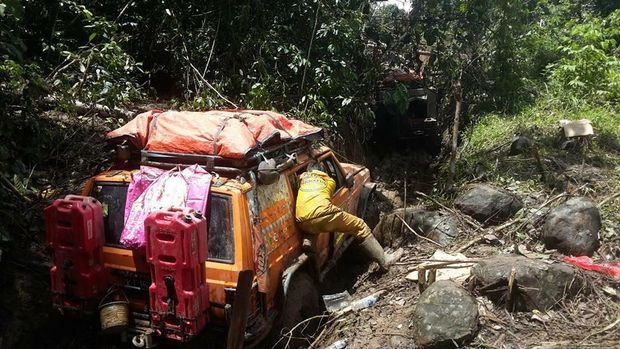 Butuh Rp200 Juta untuk Terjunkan Mobil  di Jalur Offroad 