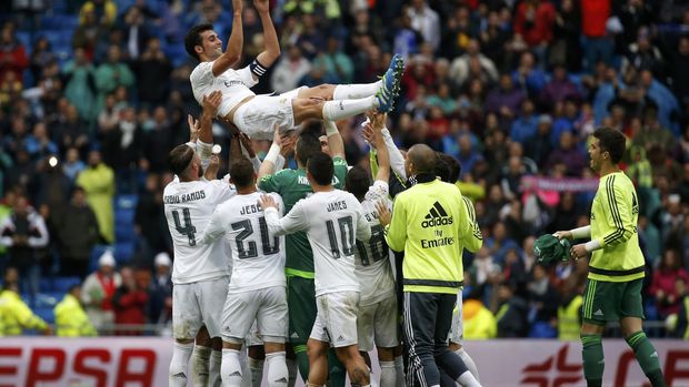 Alvaro Arbeloa hanya menjadi penghangat bangku cadangan di West Ham.