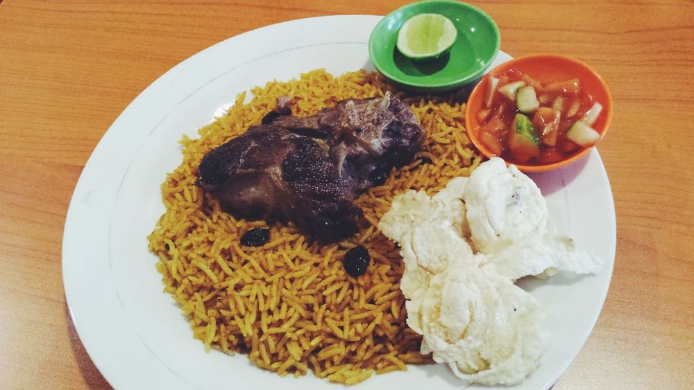 Harum Berempah Nasi Briyani Komplet di 5 Tempat Ini