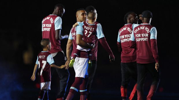 Dimitri Payet Nekat Selingkuh demi Mantan