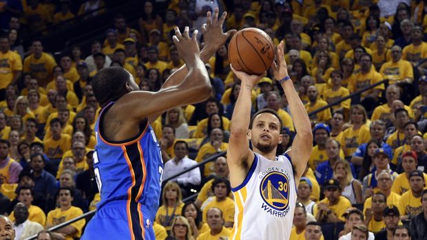 Dunia Terbalik Bagi Stephen Curry dkk