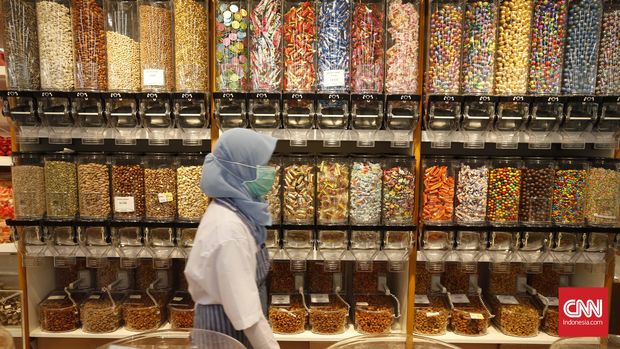 Perubahan Pola Belanja Masyarakat Bukan Alasan Daya Beli Lesu