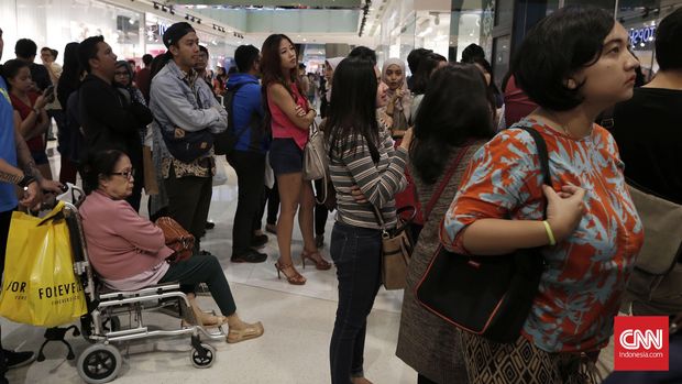Ada histeria belanja lebaran tahun ini, tapi pertumbuhannya stagnan jika dibandingkan dengan tahun lalu.