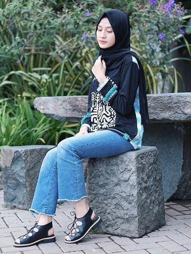 Foto Tren Jeans Rumbai  yang Kini Diterapkan Selebriti 