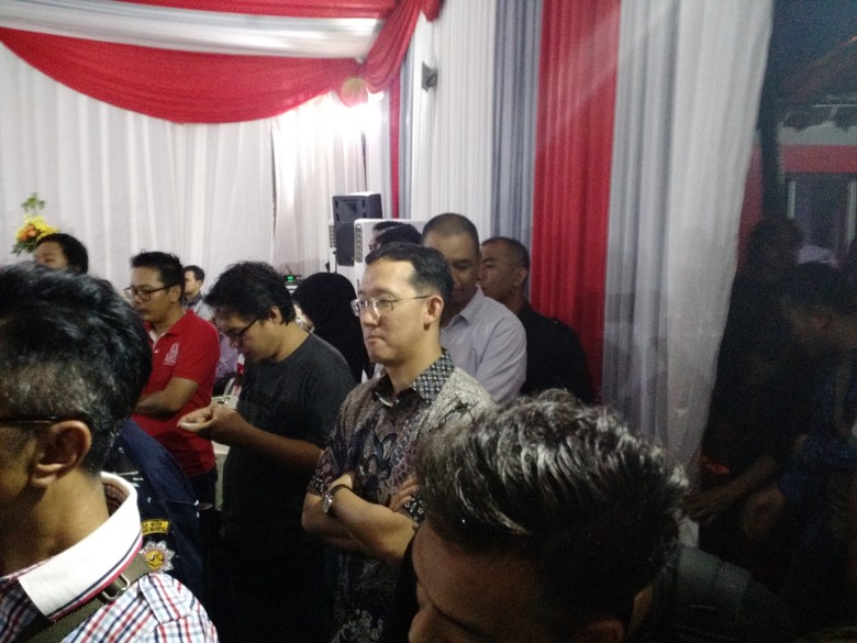 Ahok Tentukan Jalur Politik, Sunny Tanuwidjaja Hadir di Markas Teman Ahok