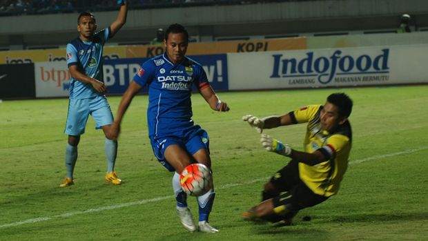 Atep absen pada tiga laga terakhir Persib di Liga 1 musim lalu karena mengalami cedera. (