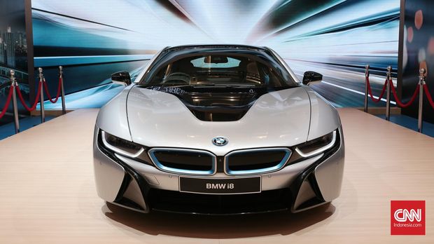 Untung Buntung Pasar Mobil Premium Dalam Negeri