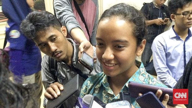 Gloria Hamel gagal menjadi anggota pasukan Paskibraka karena masalah kewarganegaraan. (CNN Indonesia/Arby Rahmat Putratama)