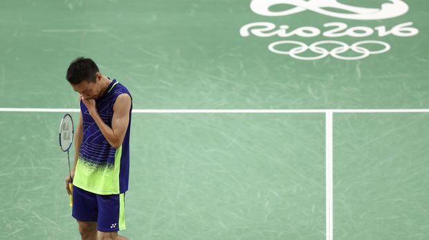 Lee Chong Wei ketika gagal mengandaskan Chen Long di final Olimpiade. 