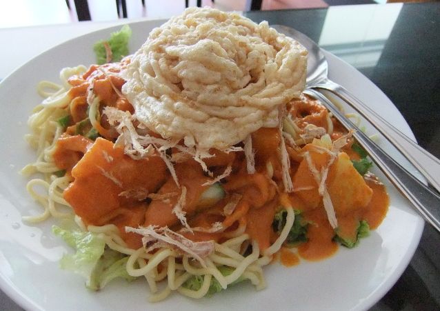  Rujak Juhi dari Betawi dengan Taburan Sotong Kering